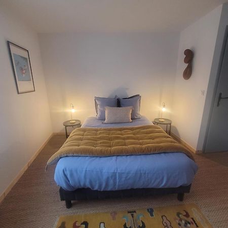 Lekker Slaap Hotel Parthenay Bagian luar foto